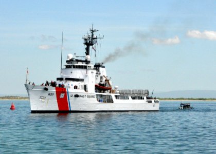 USCGC Valiant Pulls Into GTMO DVIDS291091