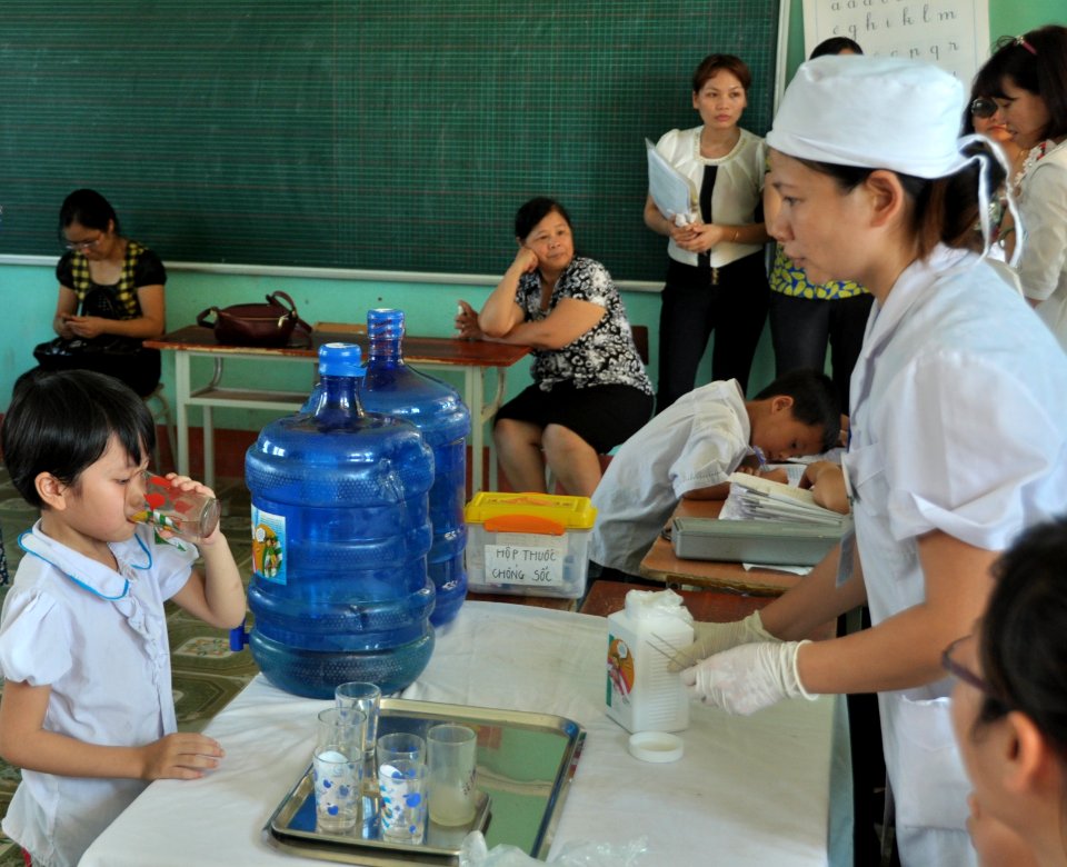 USAID supports deworming education and medication distribution in Bac Giang Province (8762381514)