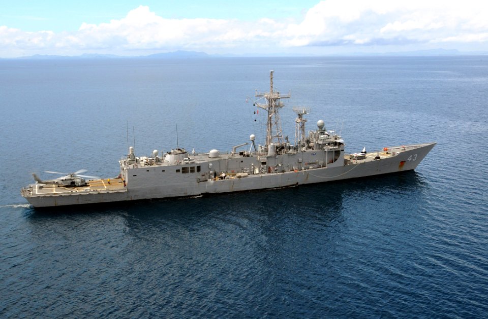 US Navy 080630-N-5961C-016 The guided-missile frigate USS Thach (FFG 43) steams in the Sulu Sea as part of the Ronald Reagan Carrier Strike Group
