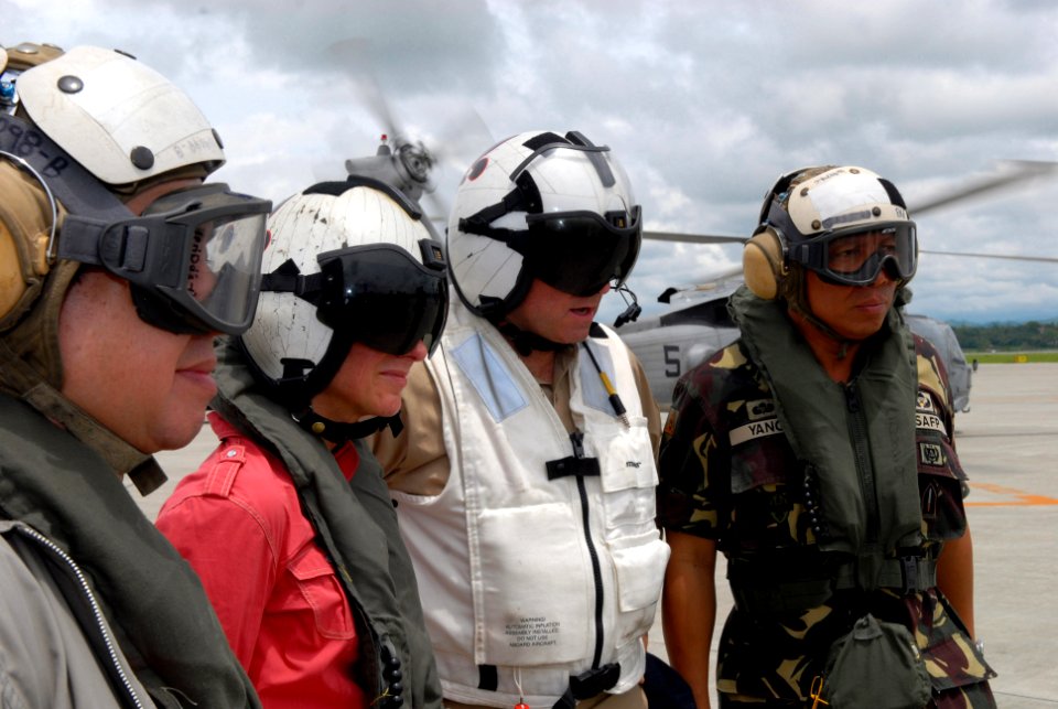 US Navy 080629-N-0640K-215 Ambassador Kenney prepare to board a helicopter to USS Ronald Reagan
