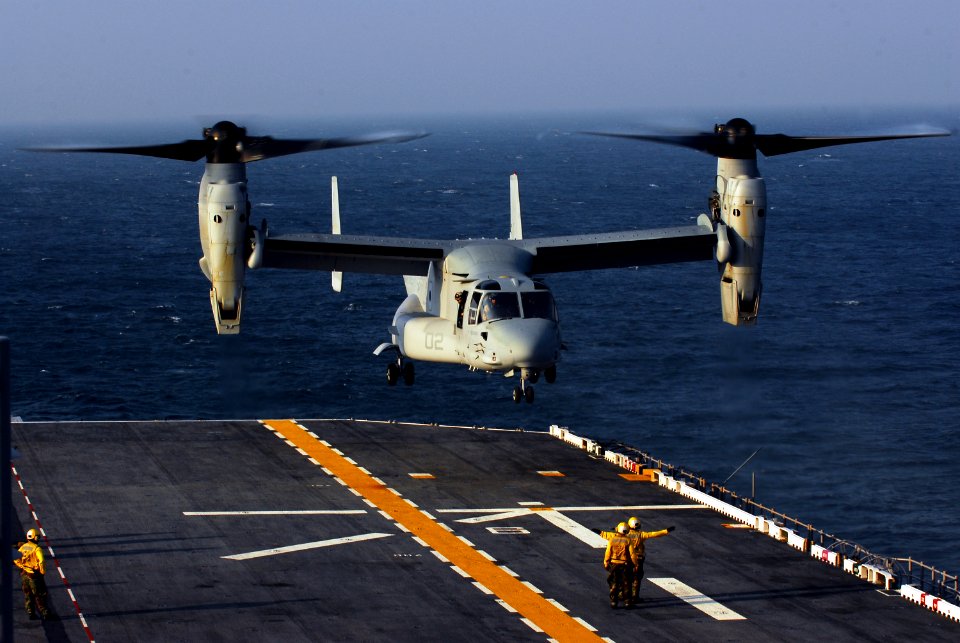 US Navy 080708-N-4014G-063 A V-22 Osprey aircraft from the