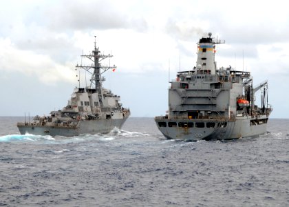 US Navy 080718-N-1082Z-009 The fleet replenishment oiler USNS Leroy Grumman (T-AO 195) conducts a replenishment at sea with the guided-missile destroyer USS Mahan (DDG 72)