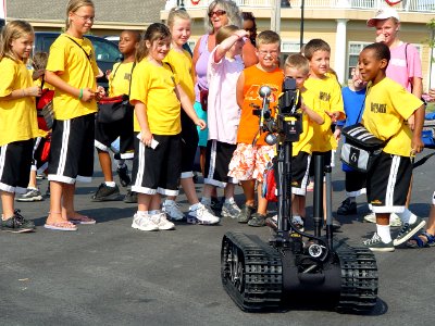 US Navy 080722-N-2888Q-006 ) Children participating in Healthy Kids Day at the Delaware State Fair play