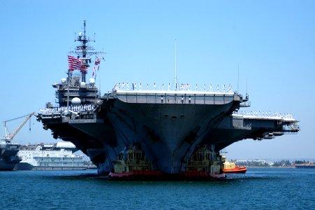 US Navy 080807-N-7029R-021 The aircraft carrier USS Kitty Hawk (CV 63) prepares to moor at Naval Air Station North Island