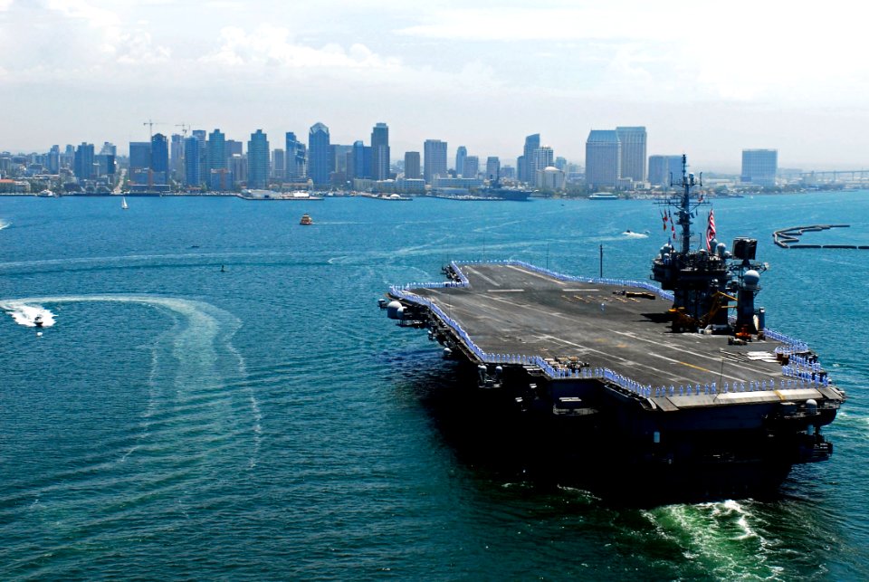 US Navy 080807-N-7883G-228 The aircraft carrier USS Kitty Hawk (CV 63) prepares to moor at Naval Air Station North Island upon her return to San Diego Thursday, Aug. 7, 2008