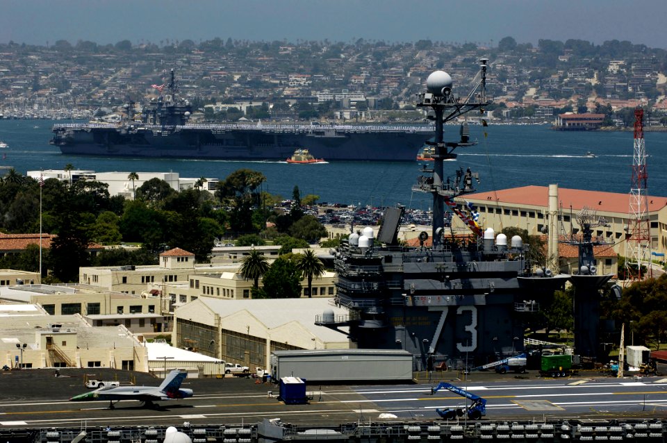 US Navy 080807-N-7883G-255 The aircraft carrier USS Kitty Hawk (CV 63) prepares to moor at Naval Air Station North Island upon her return to San Diego Thursday, Aug. 7, 2008