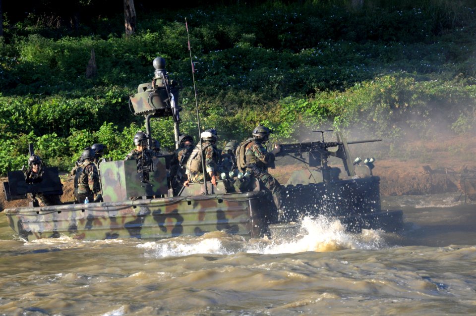 US Navy 080811-N-4205W-030 Special Warfare Combatant-craft Crewmen assigned to Special Boat Team 22 (SBT-22) conduct live-fire immediate action drills