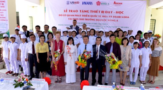 USAID gives educational equipment to Dong A University’s Quang Nam campus (22352256874)