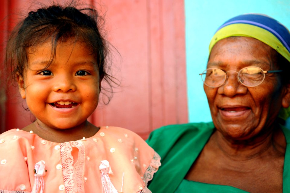 US Navy 080820-N-4515N-094 A young Nicaraguan girl and her grandmother wait to see medical personnel