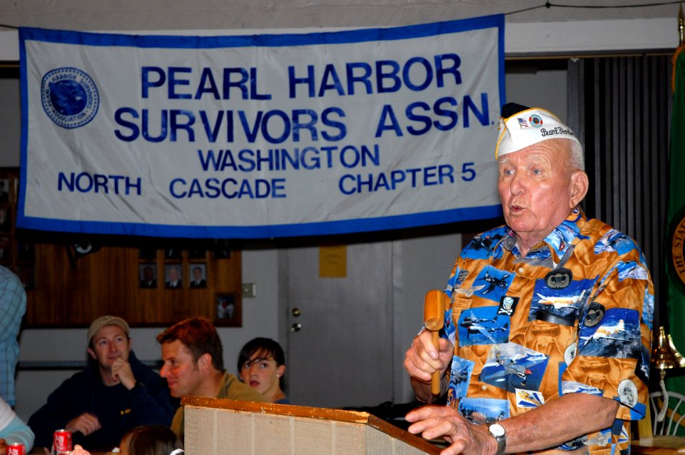 US Navy 080819-N-9860Y-001 Jim Stansell elivers his opening remarks at the start of the PHSA's annual picnic at Shelter Bay Clubhouse