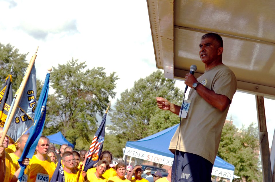 US Navy 080823-N-5758H-181 Master Chief Petty Officer of the Navy (MCPON) Joe R. Campa Jr. speaks to chief petty officer selectees about their role as chiefs