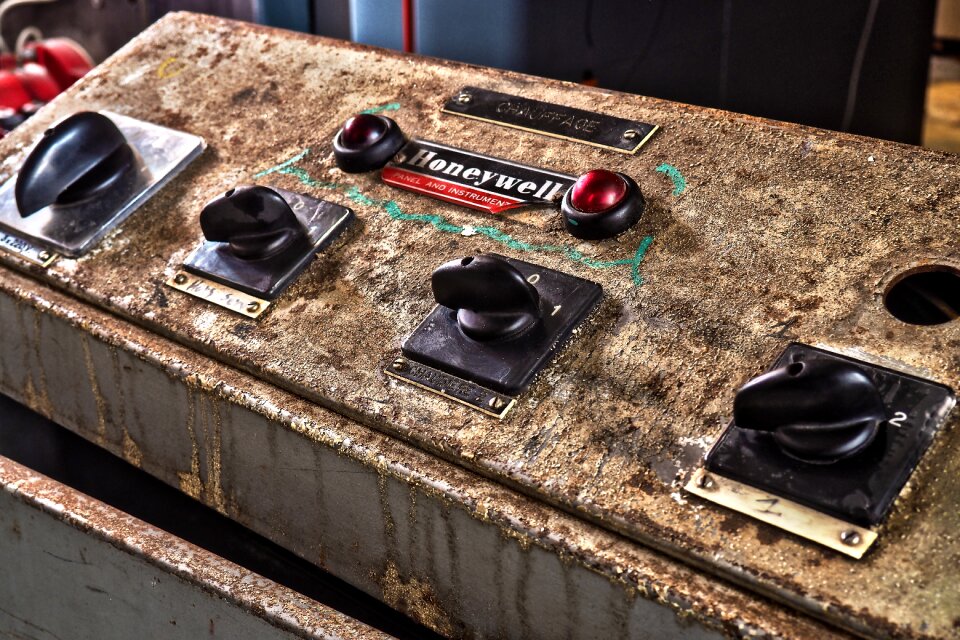 Lost places technology abandoned