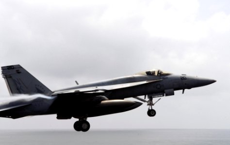 US Navy 080828-N-3659B-109 An F-A-18E Super Hornet launches off of the waist catapults on the flight deck of the Nimitz-class aircraft carrier USS Ronald Reagan (CVN 76)