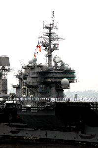 US Navy 080828-N-9076B-005 Sailors man the rail of the aircraft carrier USS Kitty Hawk (CV 63)