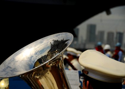 US Navy 080827-N-0120A-101 The Tokyo Fire Department Band welcomes the forward-deployed amphibious assault ship USS Essex (LHD 2) into Tokyo