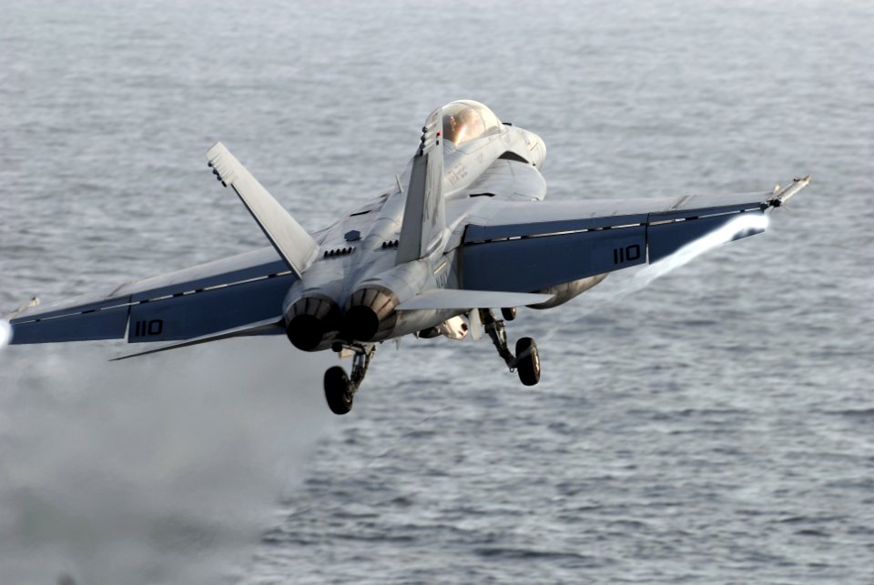 US Navy 080831-N-1635S-006 An F-A-18F Super Hornet assigned to the