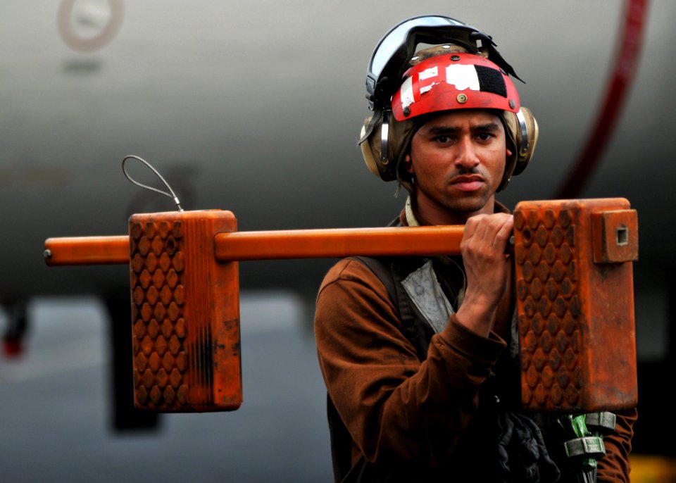 US Navy 080903-N-7981E-122 Aviation Electrician's Mate Airman David Coley, from Rocky Mountain, N.C., assigned to the