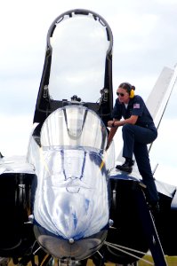 US Navy 080907-N-0411D-021 Aviation Ordnanceman 2nd Class Alisha Raper, plane captain for U.S. Navy flight demonstration team aircraft Blue Angel Five, gives final confirmation to her pilot, Lt. Cmdr. Craig Olson photo