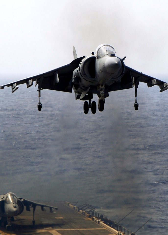 US Navy 080909-N-5681S-009 An AV-8B Harrier assigned to Marine Medium Helicopter Squadron (HMM) 264 takes off from the multi-purpose amphibious assault ship USS Iwo Jima (LHD 7)