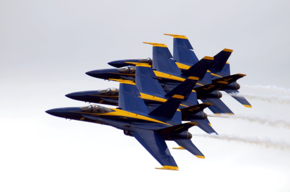 US Navy 080907-N-0411D-029 The U.S. Navy flight demonstration team The Blue Angels perform for more than 100,000 guests during the Great State of Maine Air Show