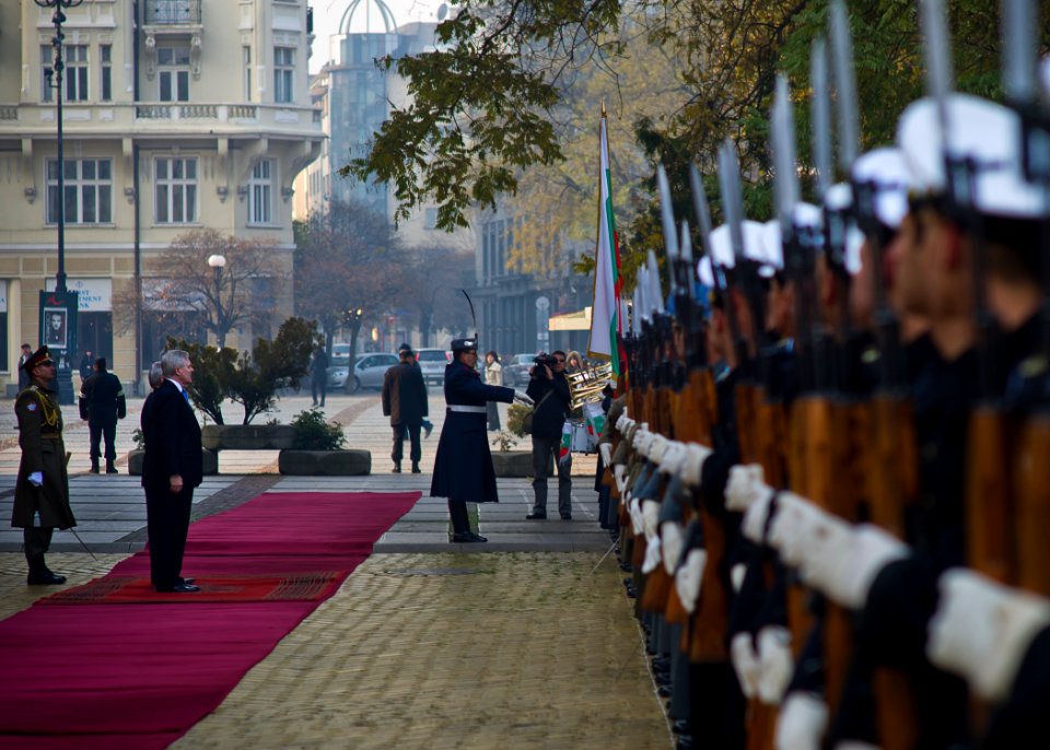US Navy 111117-N-AC887-002 Secretary of the Navy (SECNAV) the Honorable Ray Mabus and Bulgarian Defense Minister Anyu Angelov receive honors from B