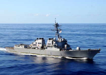 US Navy 080906-N-1082Z-067 The guided-missile destroyer USS Roosevelt (DDG 80) transits the Atlantic Ocean photo