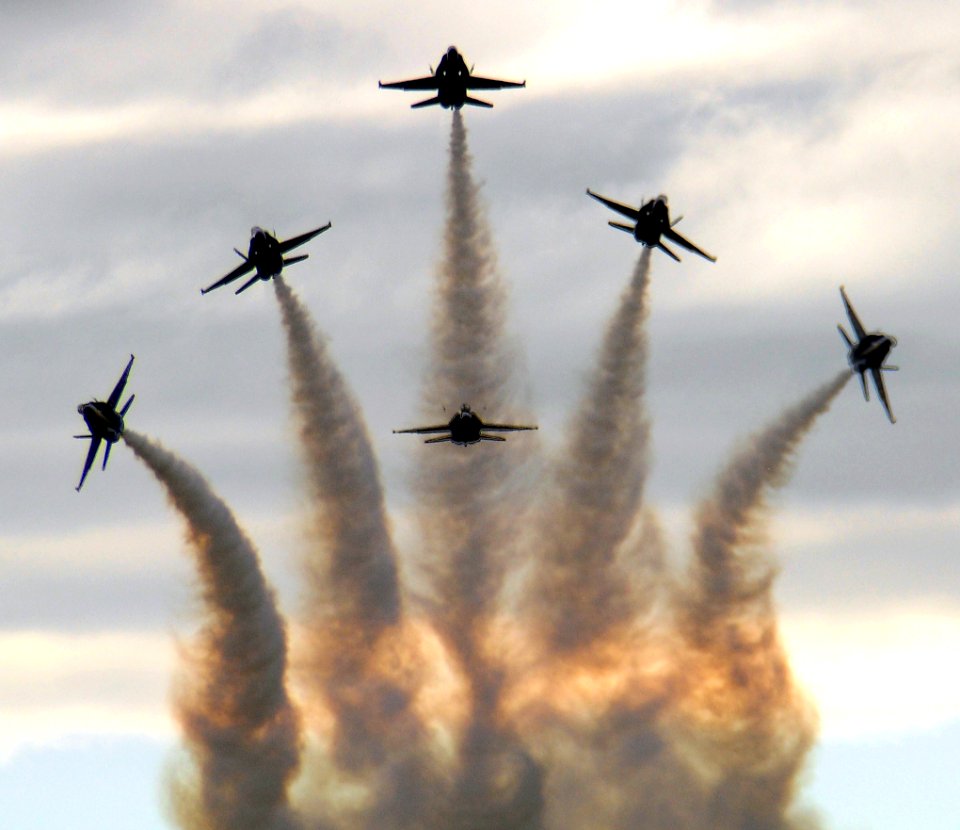 US Navy 080907-N-0411D-043 The U.S. Navy flight demonstration team The Blue Angels perform for more than 100,000 guests during the Great State of Maine Air Show