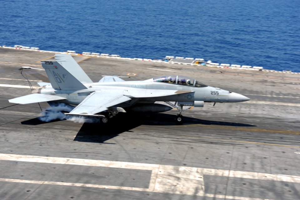US Navy 110817-N-AU622-027 An F-A-18F Super Hornet lands aboard the USS Dwight D. Eisenhower