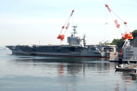 US Navy 110525-N-AW206-005 USS George Washington (CVN 73) is moored after completing routine maintenance