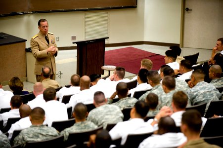 US Navy 080922-N-0696M-024 Chairman of the Joint Chiefs of Staff Navy Adm. Mike Mullen speaks to military recruiters at the University of Southern California in Los Angeles