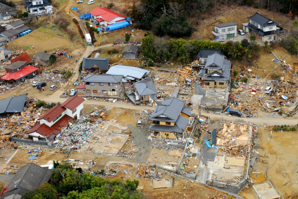US Navy 110322-N-SB672-673 An aerial view of Oshima-Mura, Japan, 11 days after a 9.0 magnitude earthquake and subsequent tsunami