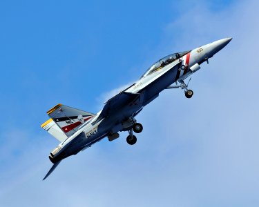 US Navy 080929-N-7981E-136 An F-A-18F Super Hornet executes a climb