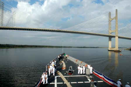 US Navy 081010-N-0486G-003 The guided-missile frigate USS Stephen W. Groves (FFG 29) transits under the Dames Point Bridge, one of Jacksonville's many bridges, as they make their way to downtown Jacksonville photo