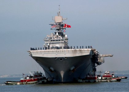 US Navy 100403-N-9806M-029 SS Bataan (LHD 5) returns to Naval Station Norfolk