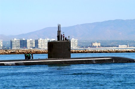 US Navy 081016-N-5617R-003 The Los Angeles-class fast attack submarine USS Hampton (SSN 767) departs Naval Base Point Loma on a six-month deployment to the western Pacific Ocean