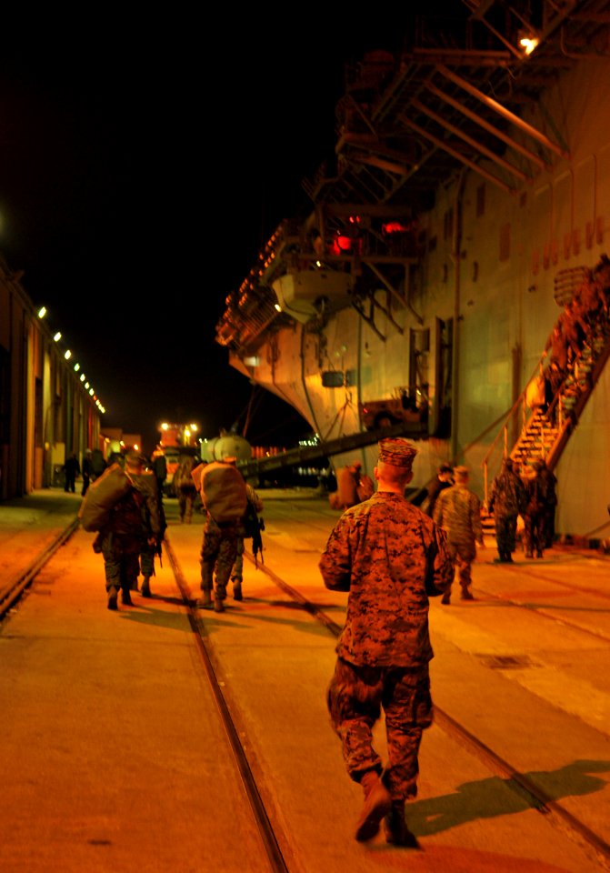 US Navy 100115-N-1831S-108 Marines prepare to embark USS Bataan (LHD 5)