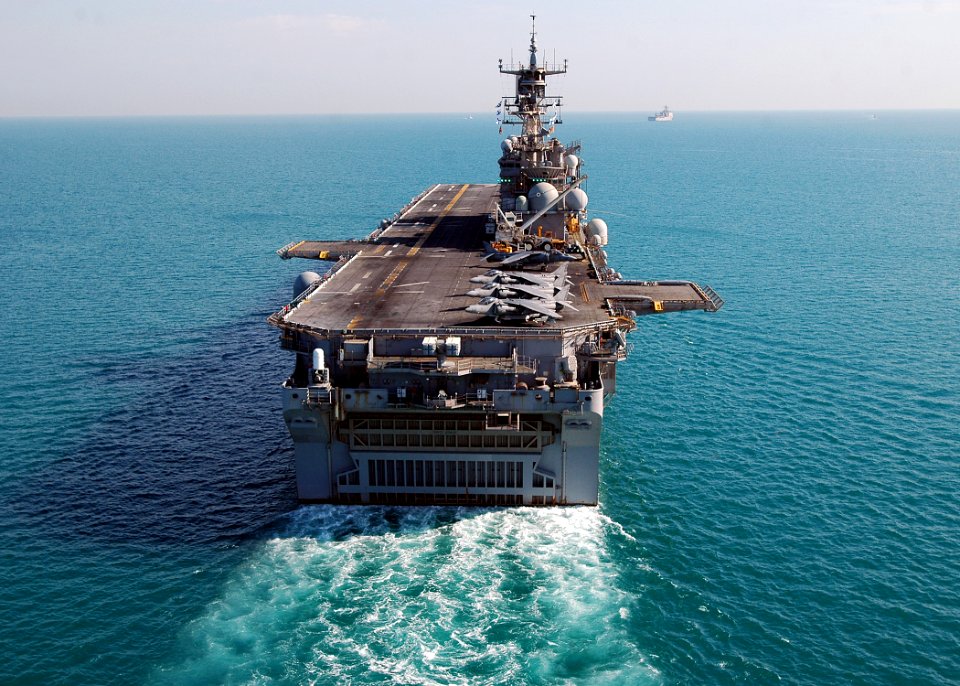 US Navy 090112-N-5681S-210 The multi-purpose amphibious assault ship USS Iwo Jima (LHD 7) transits the Persian Gulf