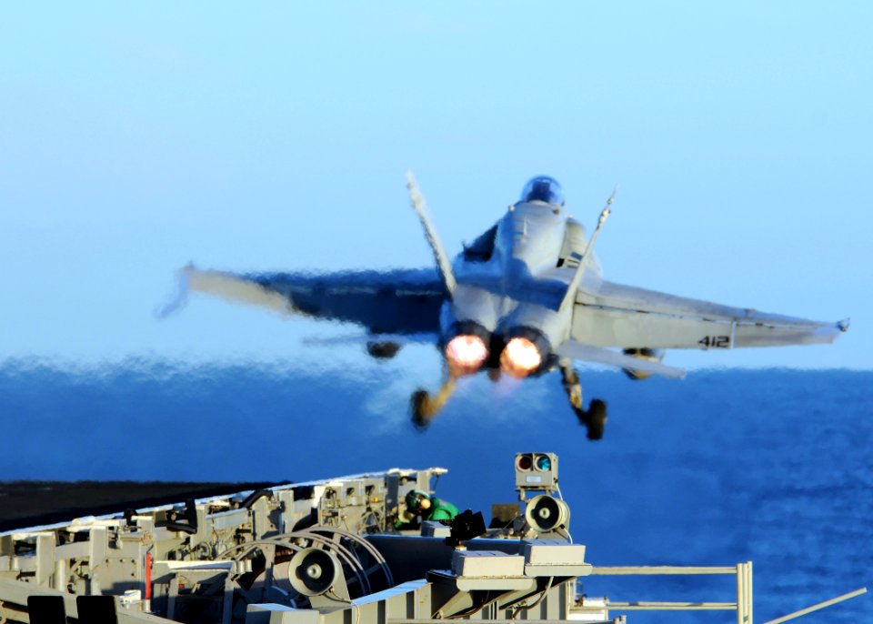 US Navy 081020-N-9565D-007 An F-A-18C Hornet launches from the aircraft carrier USS George Washington (CVN 73)