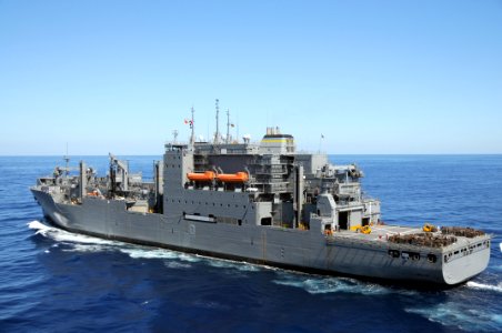 US Navy 081019-N-0120A-106 he Military Sealift Command dry cargo ship USNS Richard E. Byrd (T-AKE-4) makes its approach alongside the forward-deployed amphibious assault ship USS Essex (LHD 2)