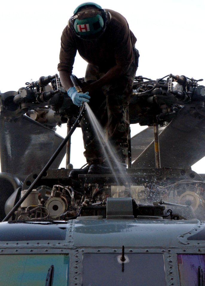 US Navy 081024-N-9900B-008 Aviation Structural Mechanic 2nd Class Kelvin Burke, assigned to the
