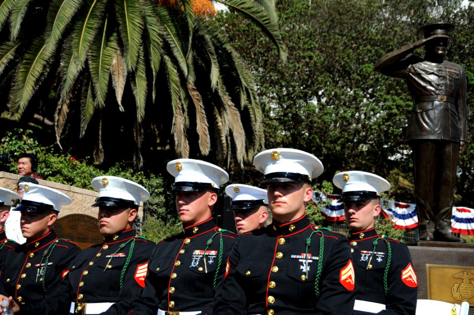 US Navy 081025-N-2959L-124 Marines attend the rededication of the Marine Monument at Park Semper Fi honoring Medal of Honor recipients