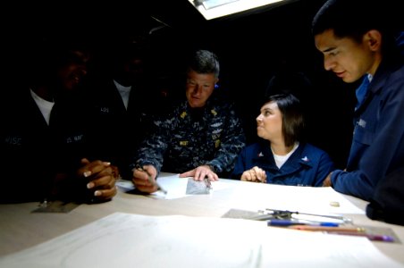 US Navy 100505-N-9818V-166 Master Chief Petty Officer of the Navy (MCPON) Rick West meets with Sailors aboard USS Sampson (DDG 102)