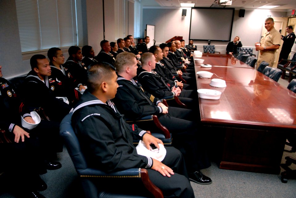US Navy 081114-N-9818V-012 Master Chief Petty Officer of the Navy (MCPON) Joe R. Campa Jr. meets with the top Navy recruiters of the quarter during their tour of the Pentagon