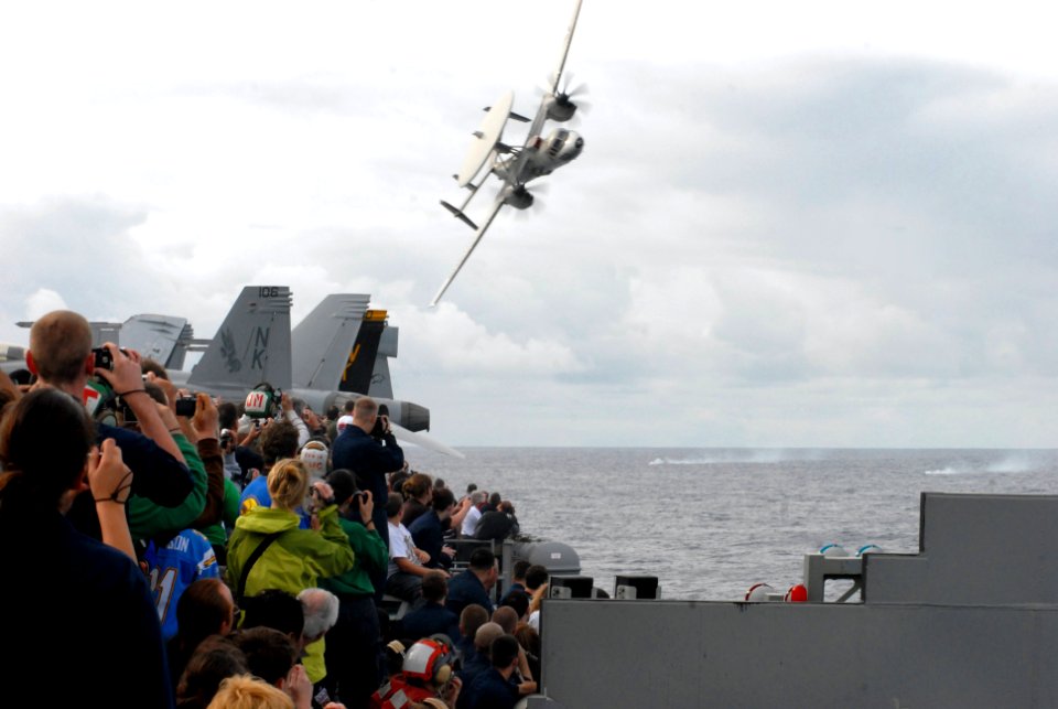 US Navy 081121-N-3610L-353 An E-2C Hawkeye performs a fly-by