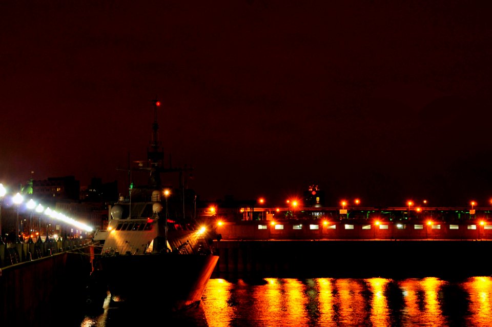 US Navy 081121-N-5758H-022 The littoral combat ship USS Freedom (LCS 1) sits pier side at the Old Port of Montreal