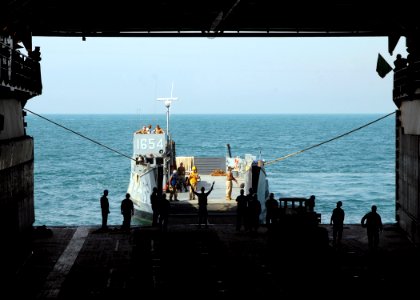 US Navy 081122-N-9134V-023 A landing craft unit assigned to Assault Craft Unit (ACU) 2 embarks aboard the amphibious dock landing ship USS Carter Hall (LSD 50) photo