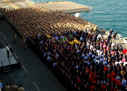 US Navy 081125-N-4236E-082 Secretary of the Navy the Honorable Dr. Donald C. Winter addresses Sailors and Marines during his visit to the multi-purpose amphibious assault ship USS Iwo Jima (LHD 7)