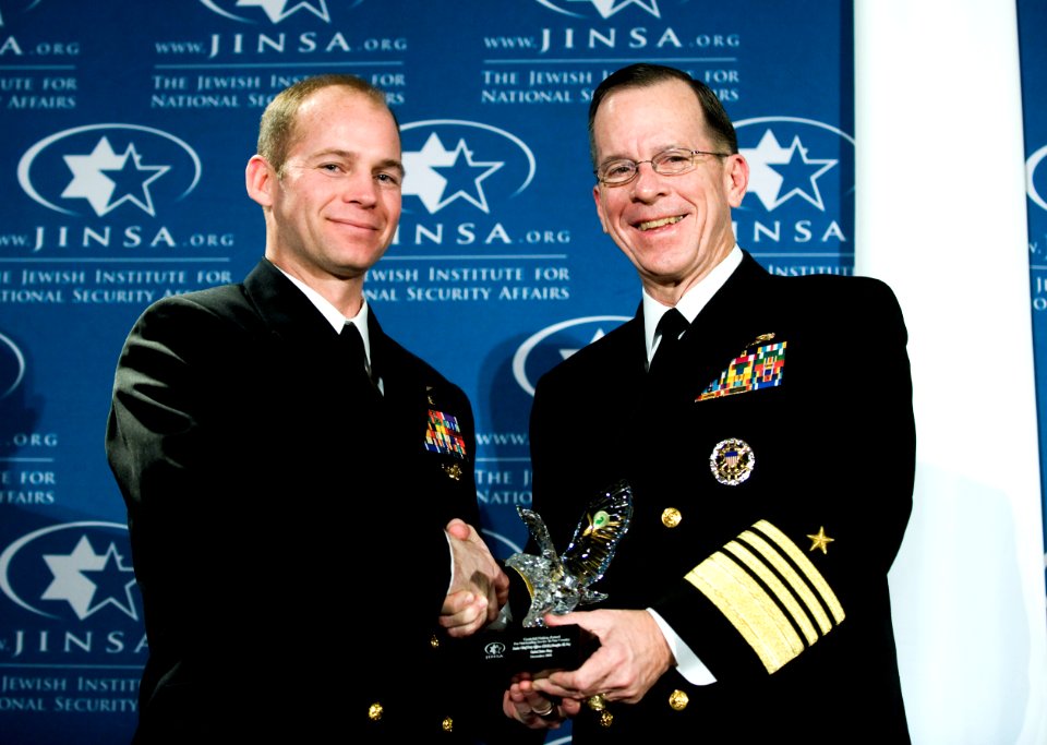 US Navy 081208-N-0696M-379 Adm. Mike Mullen presents Senior Chief Petty Officer (SEAL) Douglas M. Day with the 2008 Jewish Institute for National Security Affairs Grateful Nation Award
