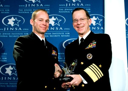 US Navy 081208-N-0696M-379 Adm. Mike Mullen presents Senior Chief Petty Officer (SEAL) Douglas M. Day with the 2008 Jewish Institute for National Security Affairs Grateful Nation Award