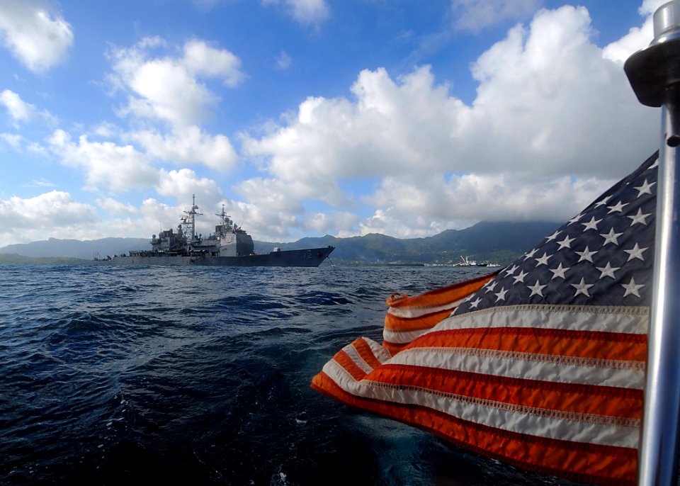 US Navy 081210-N-1082Z-029 The guided-missile cruiser USS Vella Gulf (CG 72) is anchored off Seychelles during a liberty port visit